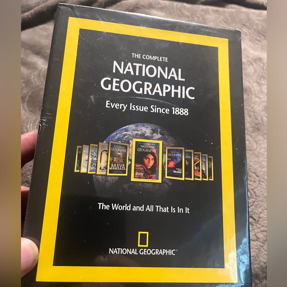 🔥 The Complete National Geographic: 125 Years on DVD-ROM . 8 CD’s . New